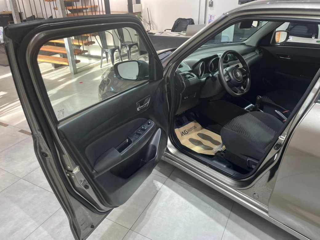 imagen 0 de vehiculo con id 2155